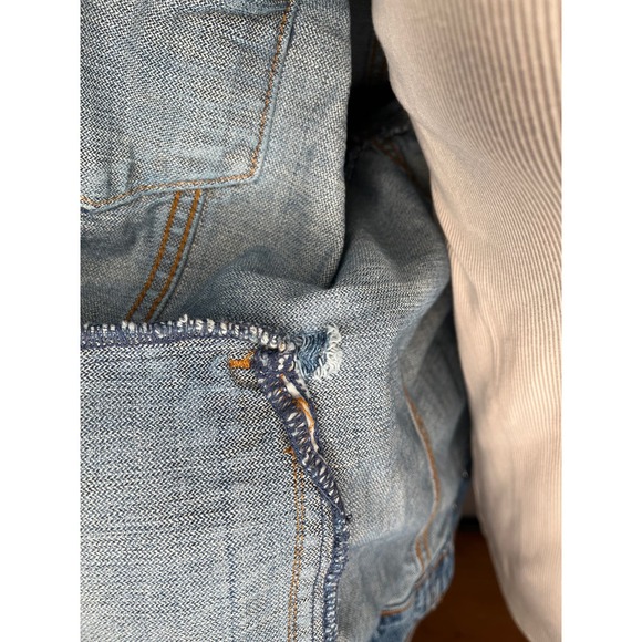 Levi's denim Trucker jacket medium wash button up red tag women's pockets 3X - Picture 8 of 14